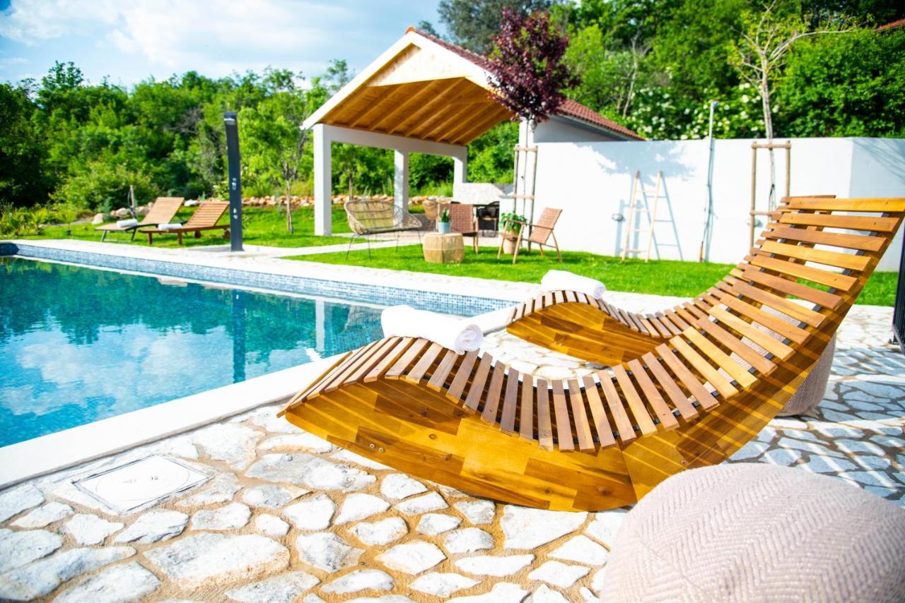 Villa Vita Trilj ภายนอก รูปภาพ