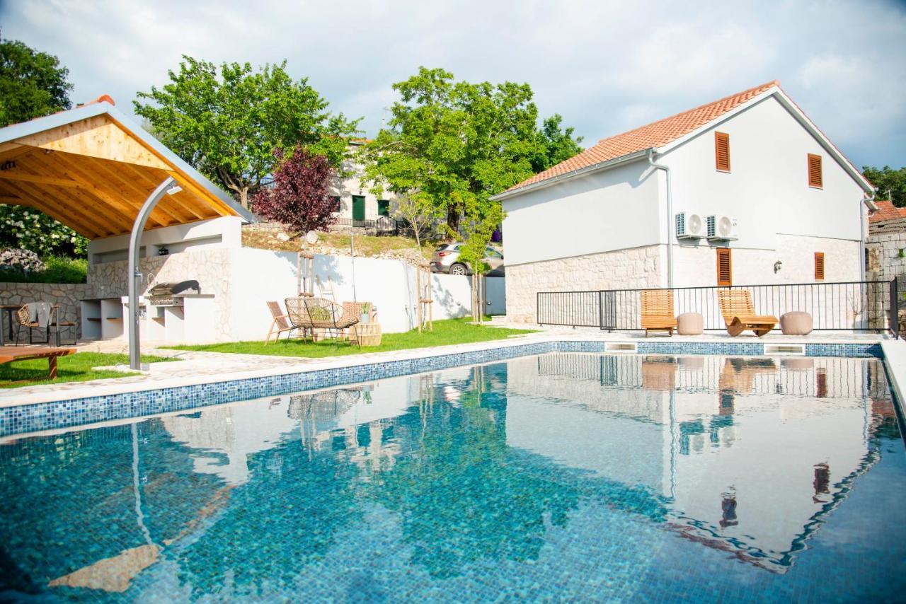 Villa Vita Trilj ภายนอก รูปภาพ