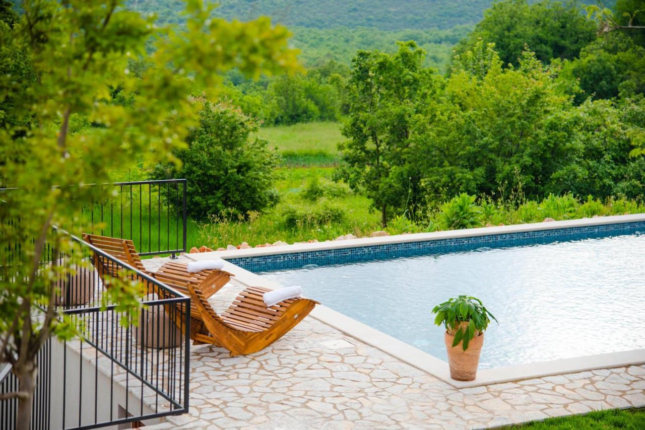Villa Vita Trilj ภายนอก รูปภาพ