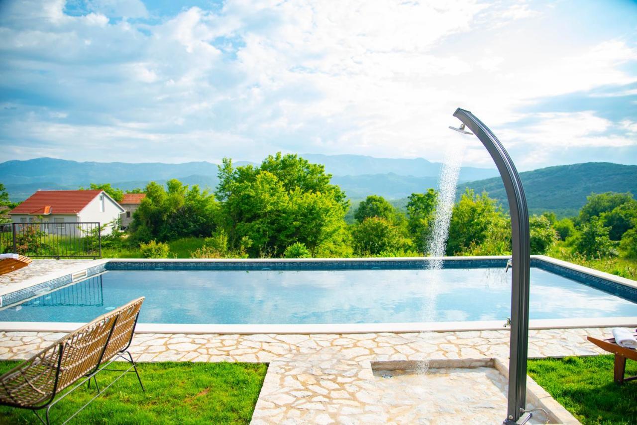 Villa Vita Trilj ภายนอก รูปภาพ
