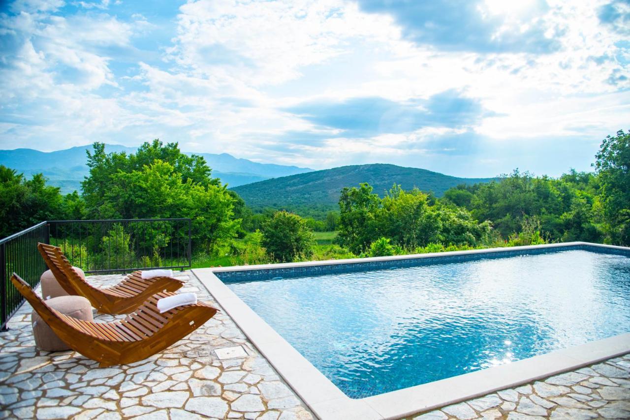 Villa Vita Trilj ภายนอก รูปภาพ