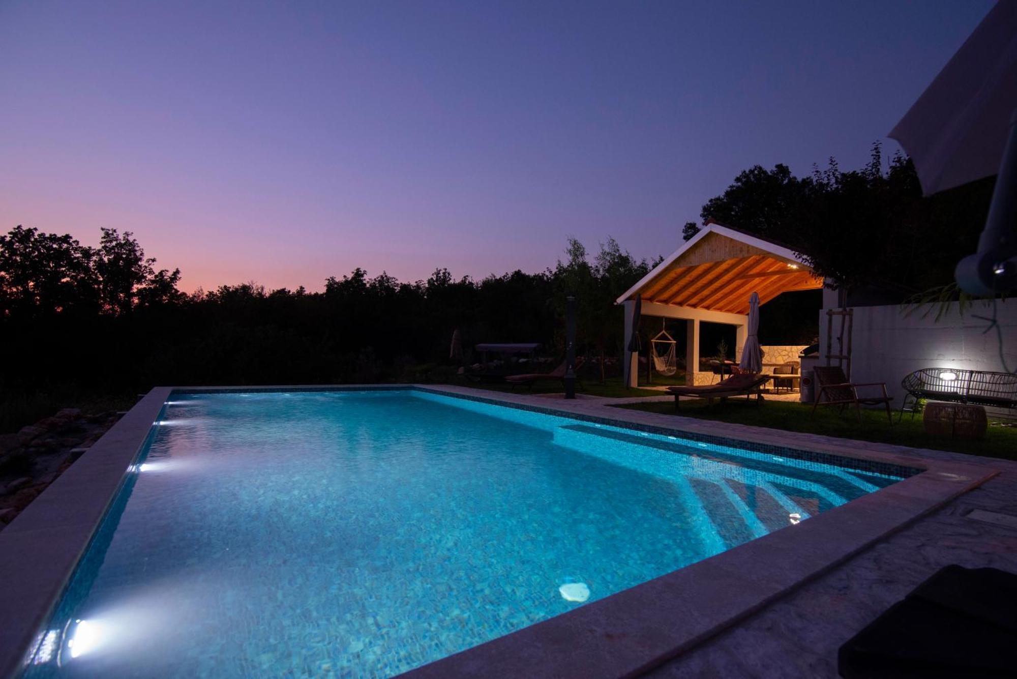 Villa Vita Trilj ภายนอก รูปภาพ